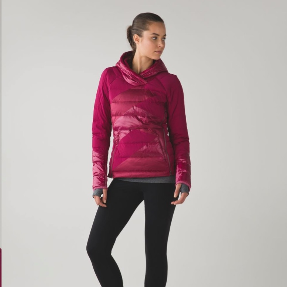 Lululemon Down Right Cozy Pullover, Berry Rumble, Size 6